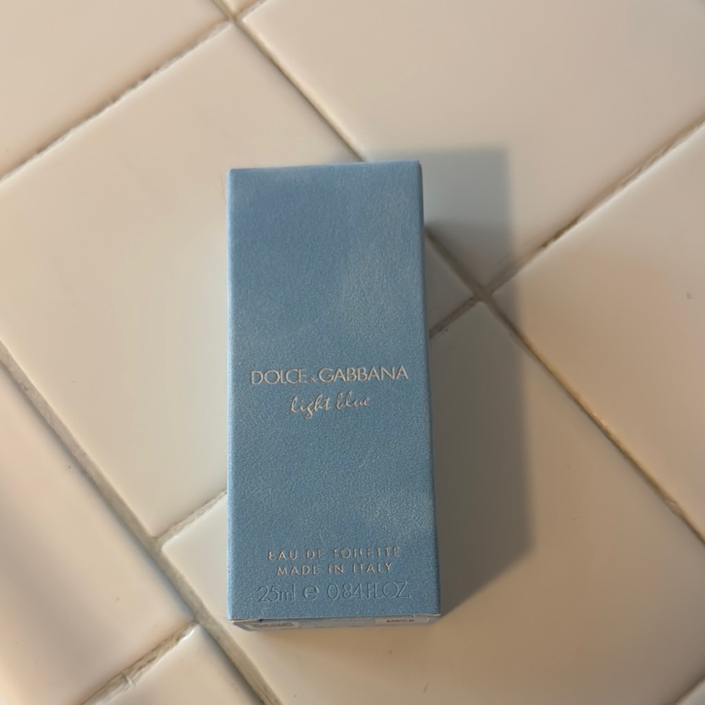 Dolce & Gabbana Light Blue Fragrance Box